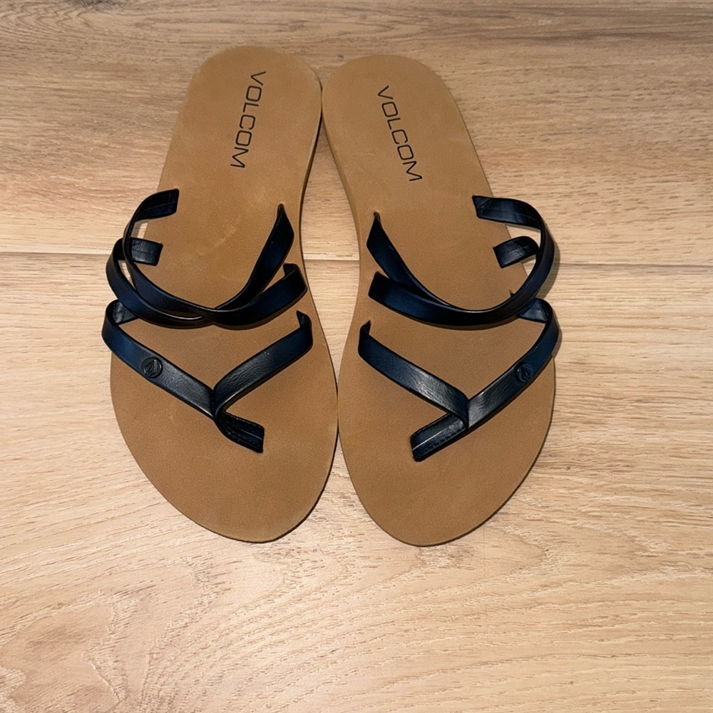 Volcom Kids Black Strappy Flip Sandals with Tan Footbed